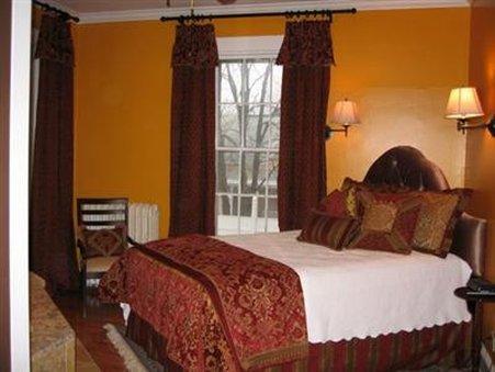 The Bayberry Bed and breakfast 4*